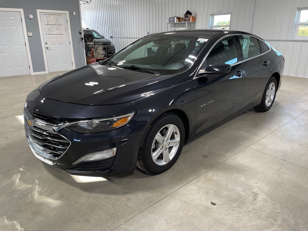 2023 Chevrolet Malibu Image 3