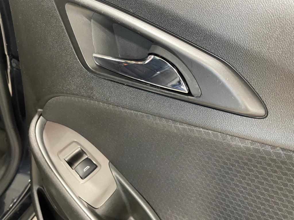 2023 Chevrolet Malibu Image 21