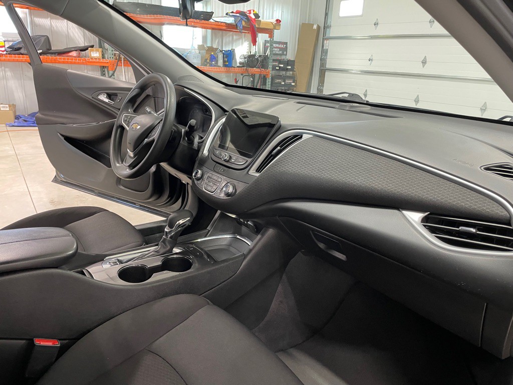 2023 Chevrolet Malibu Image 23