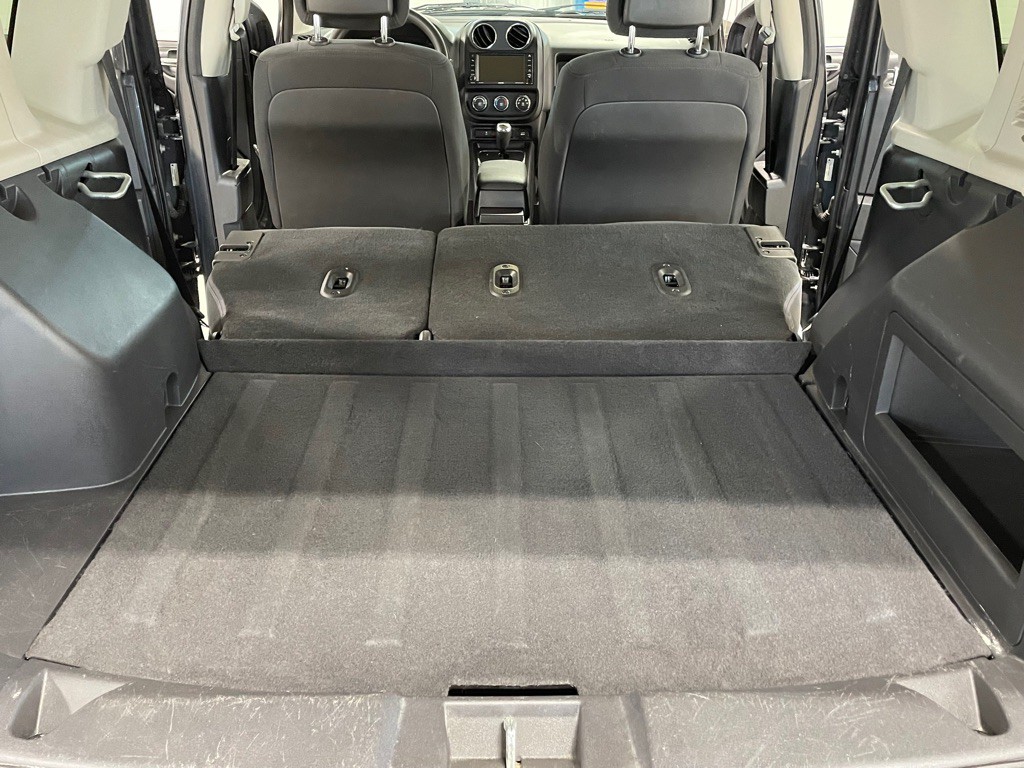 2014 Jeep Compass Image 18