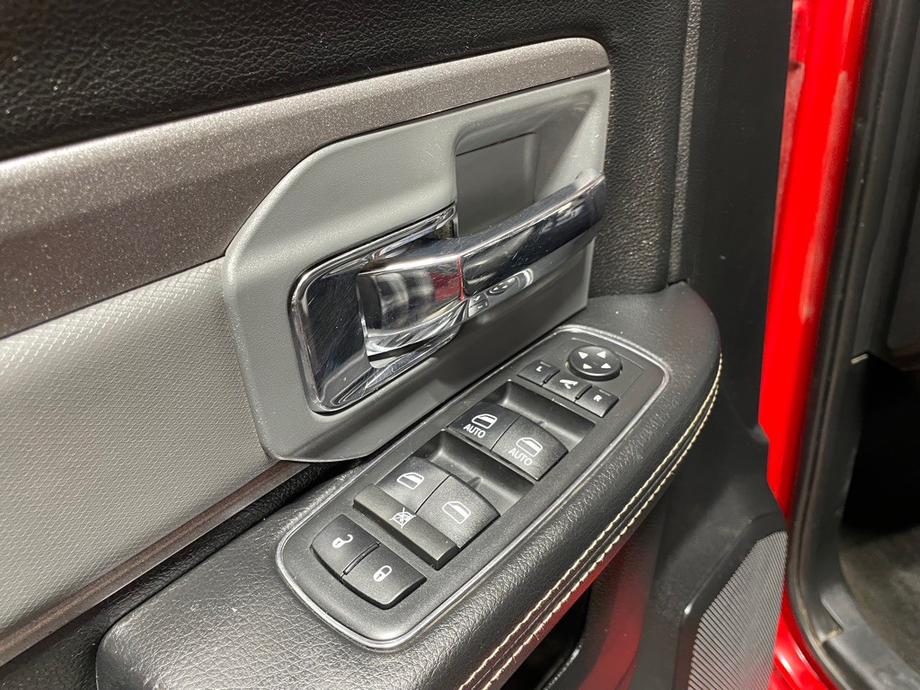 2017 RAM 2500 Image 12