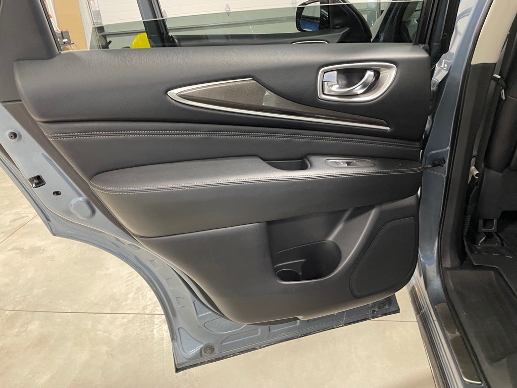 2018 INFINITI QX60 Image 16