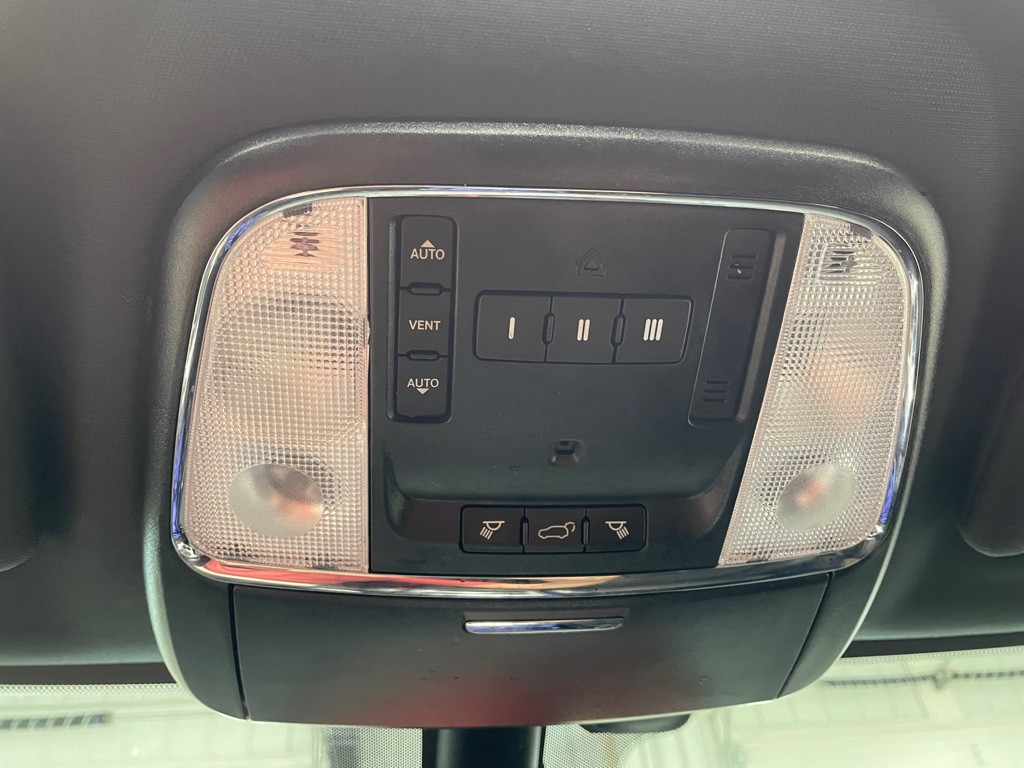 2019 Jeep Grand Cherokee Image 37