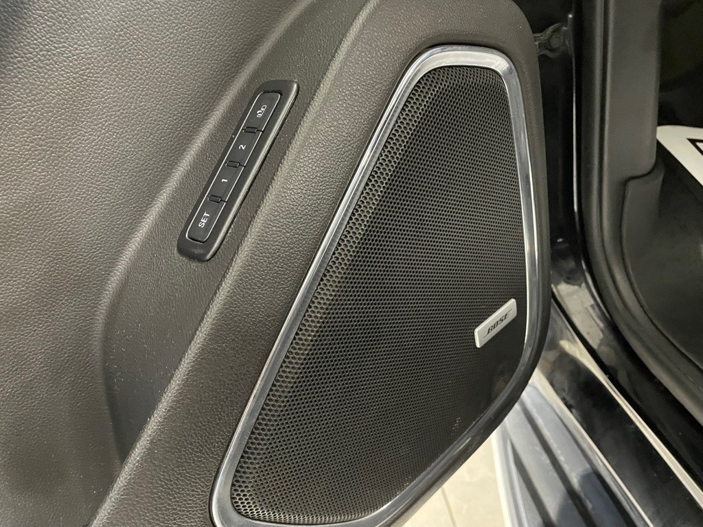 2017 GMC Yukon Image 12