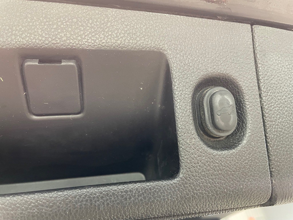 2017 GMC Yukon Image 25