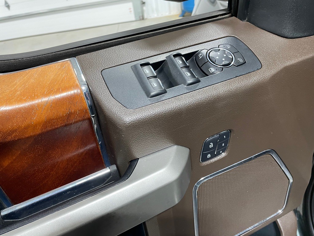 2015 Ford F-150 Image 11