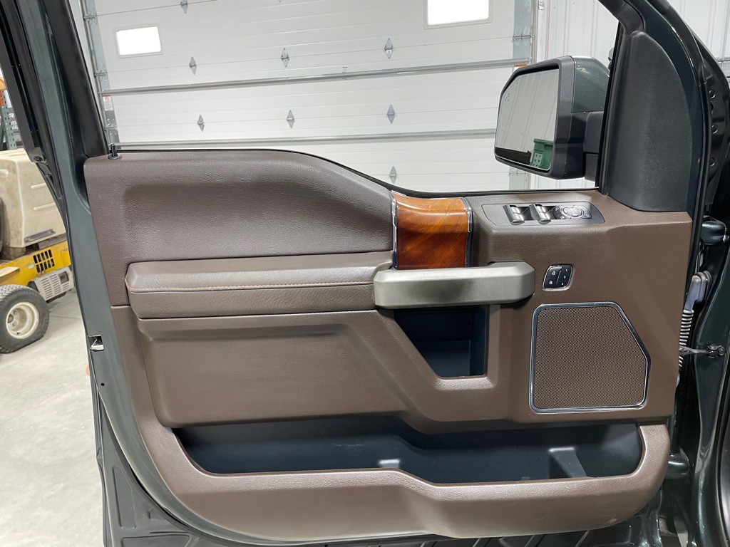 2015 Ford F-150 Image 12