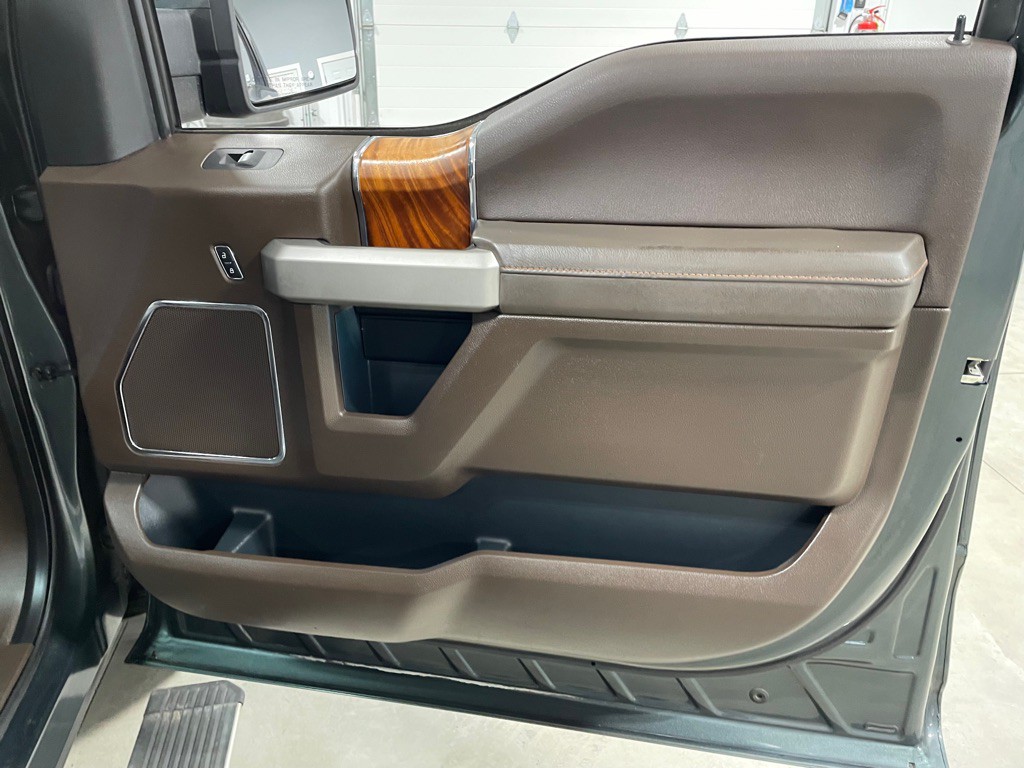 2015 Ford F-150 Image 26