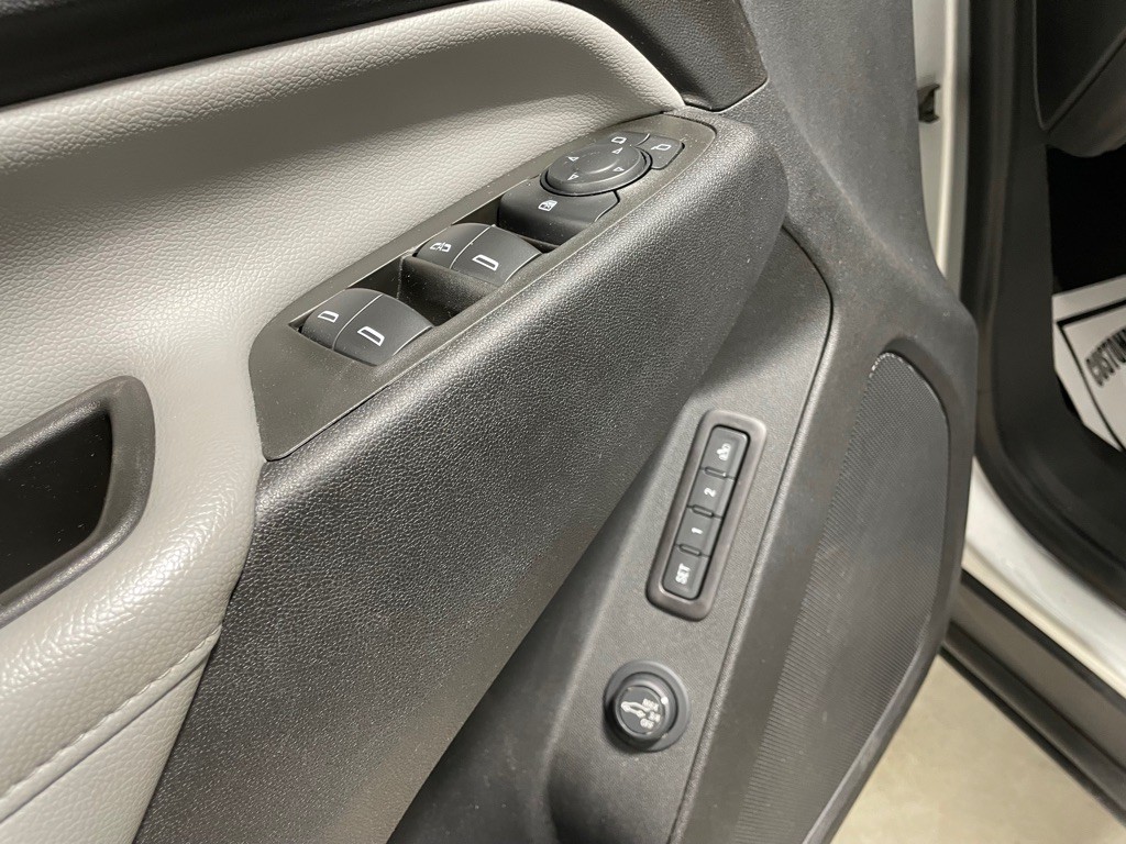 2021 Chevrolet Equinox Image 13