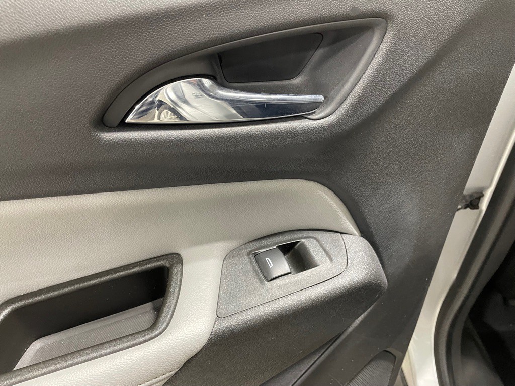 2021 Chevrolet Equinox Image 15