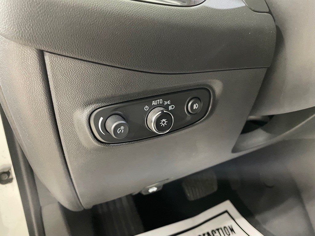 2021 Chevrolet Equinox Image 32