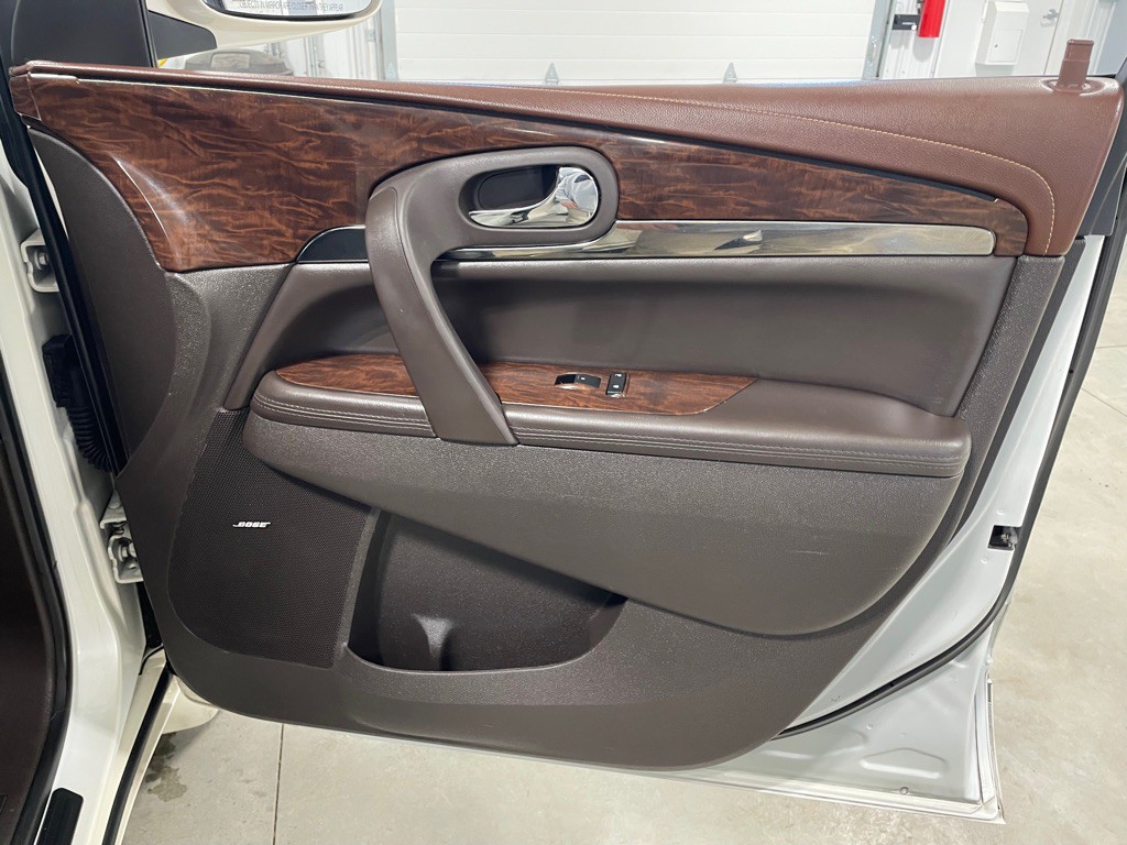 2014 Buick Enclave Image 30