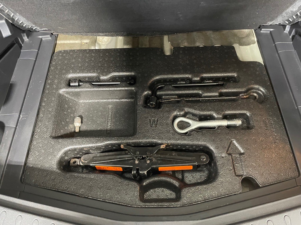 2015 Nissan Versa Image 15