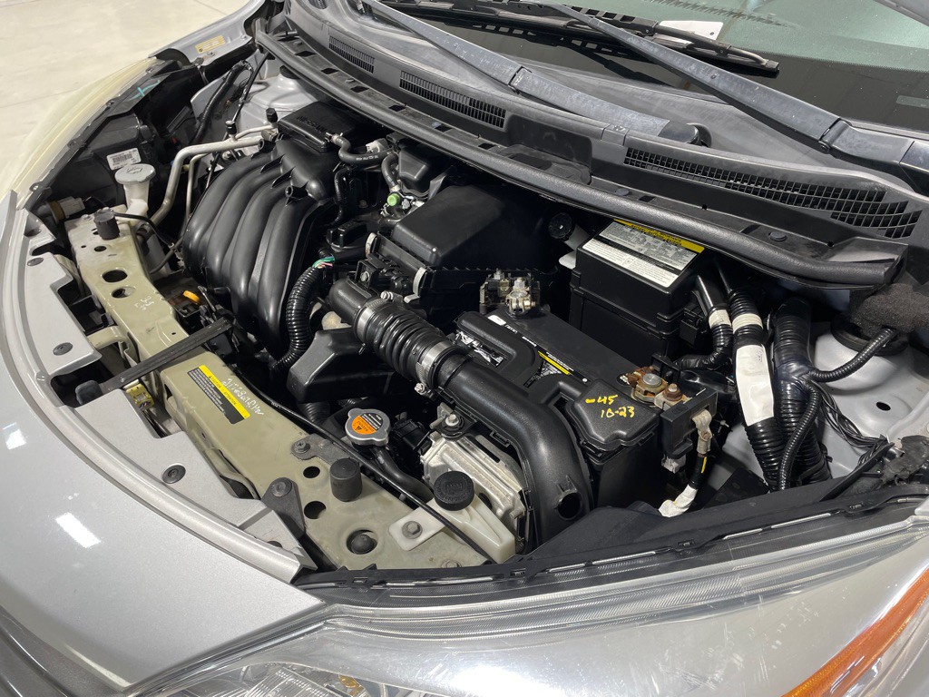 2015 Nissan Versa Image 24