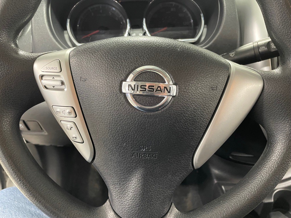 2015 Nissan Versa Image 34