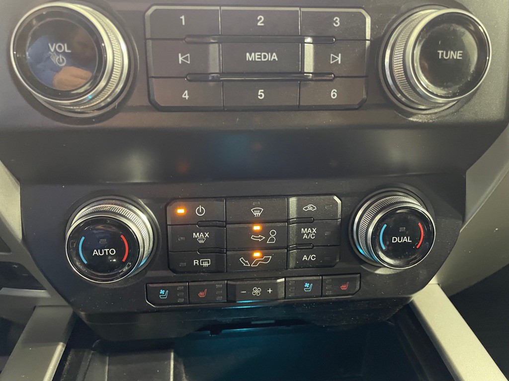 2019 Ford F-150 Image 32