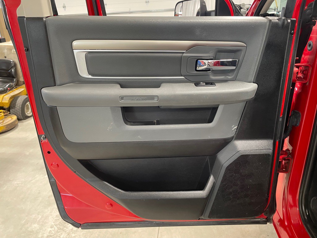 2017 RAM 1500 Image 16