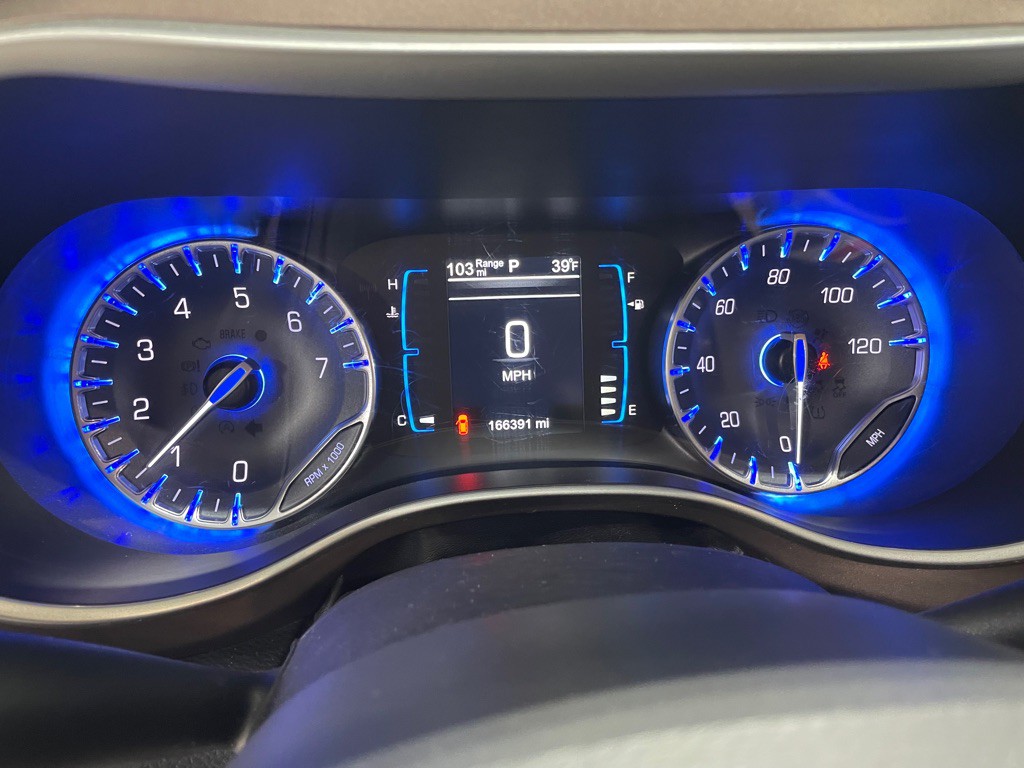 2017 Chrysler Pacifica Image 29