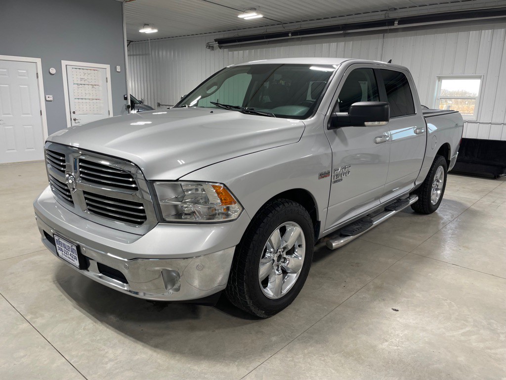 2019 RAM 1500 Image 3