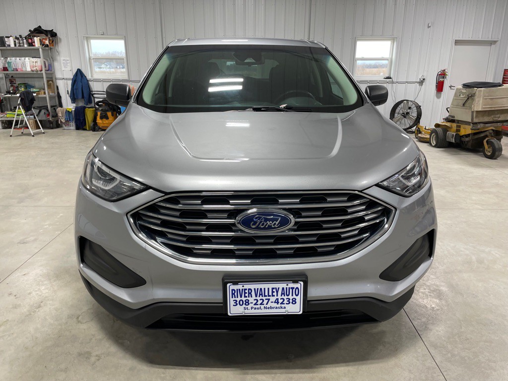 2020 Ford Edge Image 2