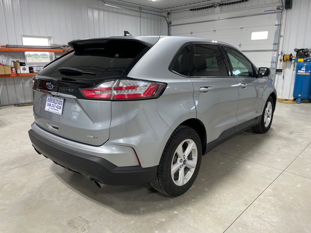 2020 Ford Edge Image 7