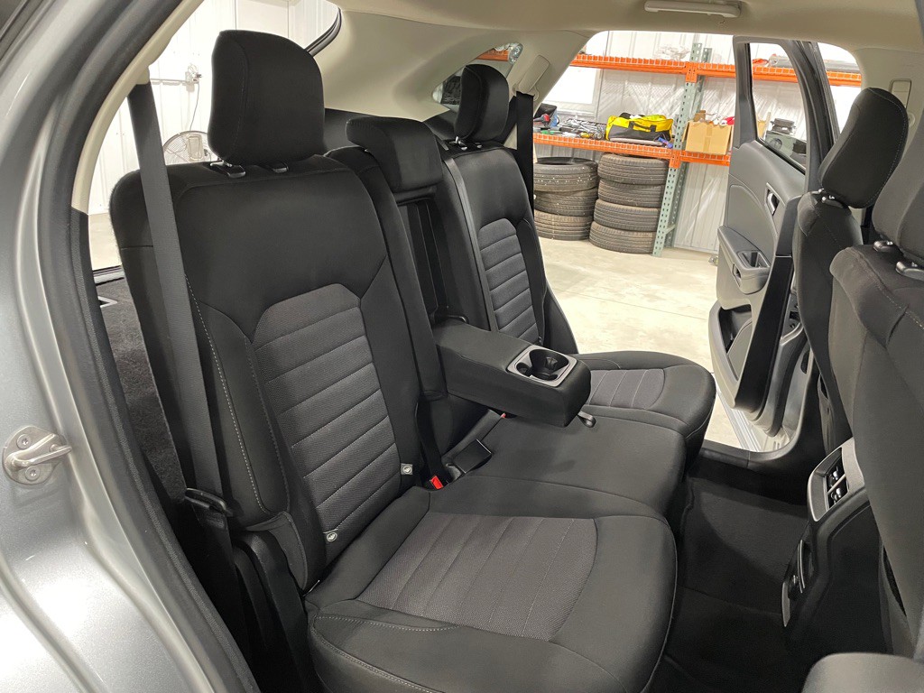 2020 Ford Edge Image 21