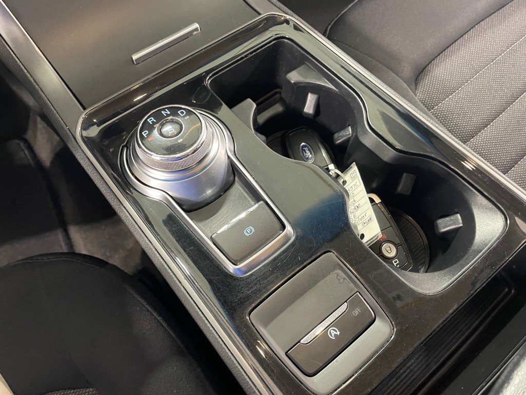 2020 Ford Edge Image 32