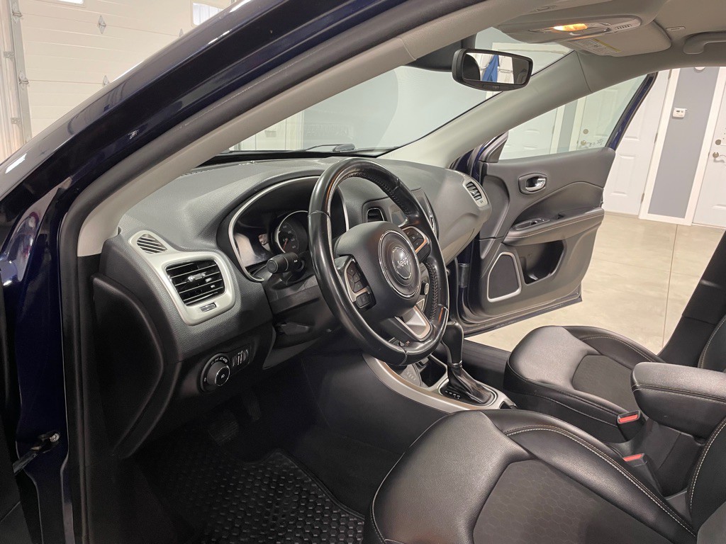 2019 Jeep Compass Image 9