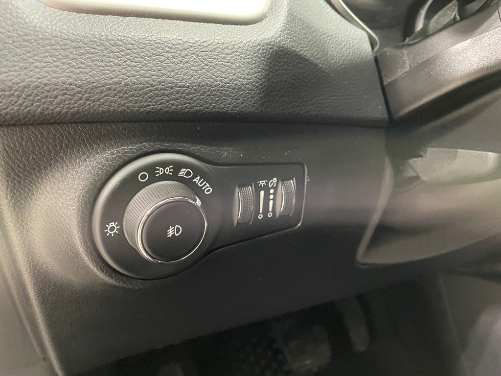 2019 Jeep Compass Image 27