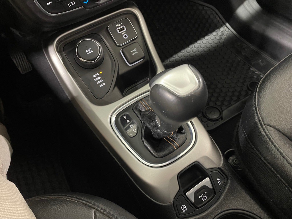 2019 Jeep Compass Image 32