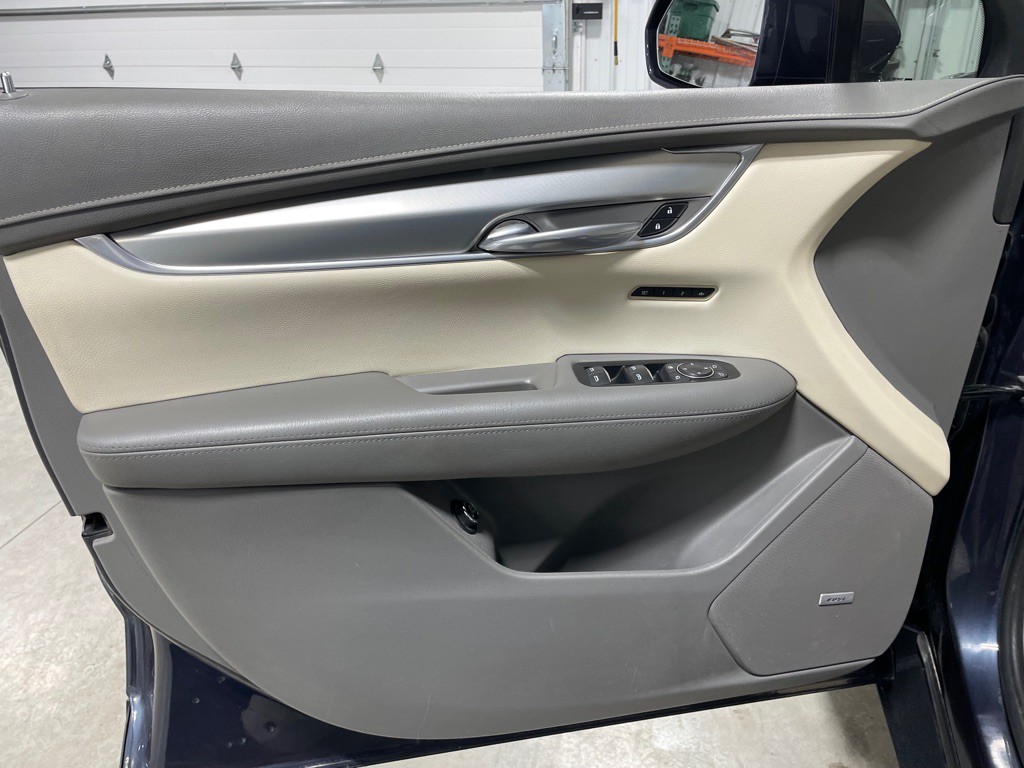 2019 Cadillac XT5 Image 13