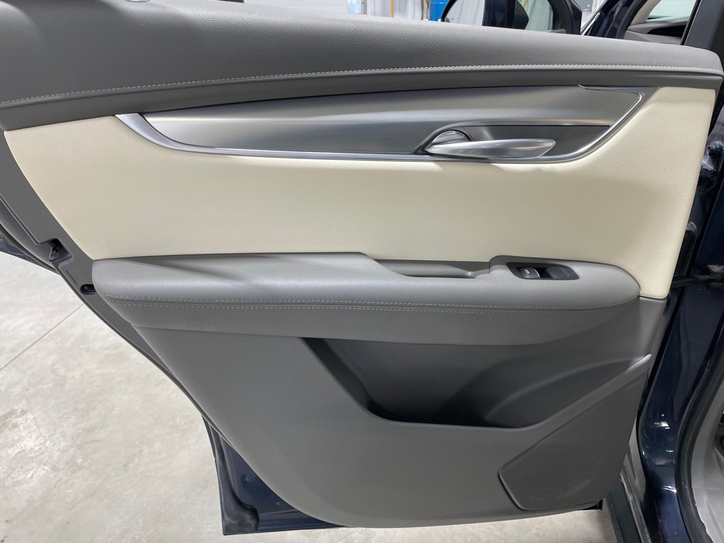 2019 Cadillac XT5 Image 16