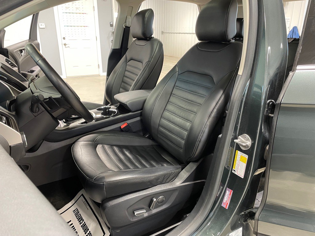 2015 Ford Edge Image 10