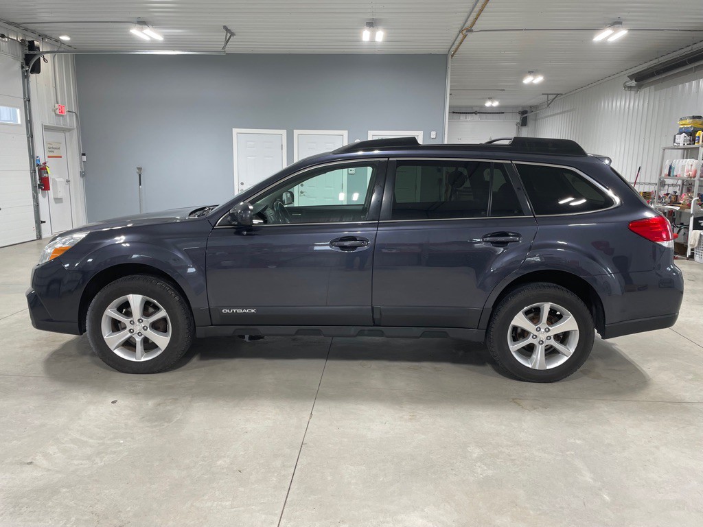 2013 Subaru Outback Image 3