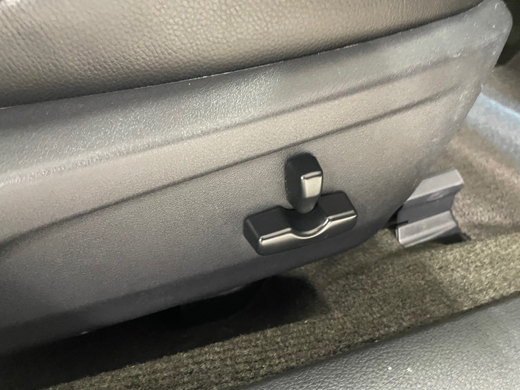 2013 Subaru Outback Image 24