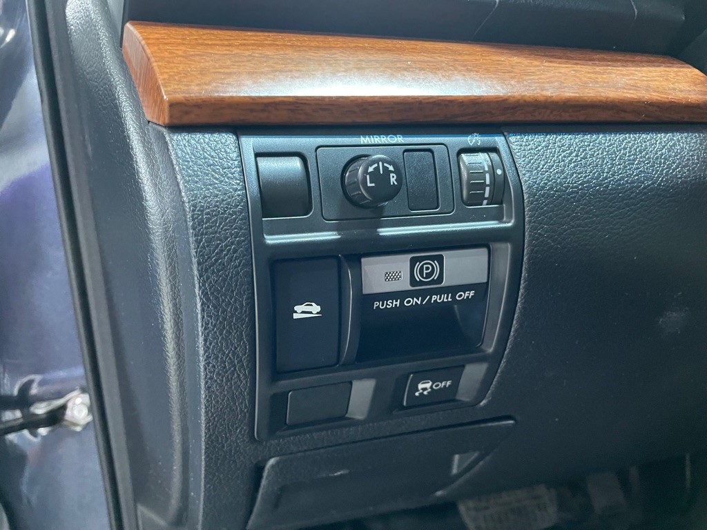 2013 Subaru Outback Image 27