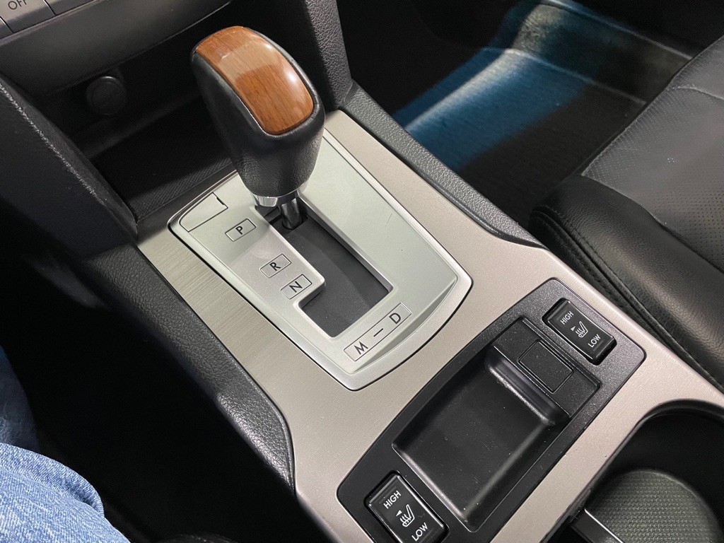 2013 Subaru Outback Image 34