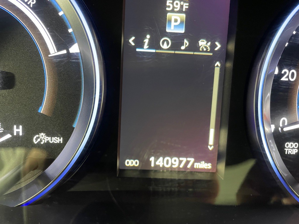 2016 Toyota Highlander Image 32