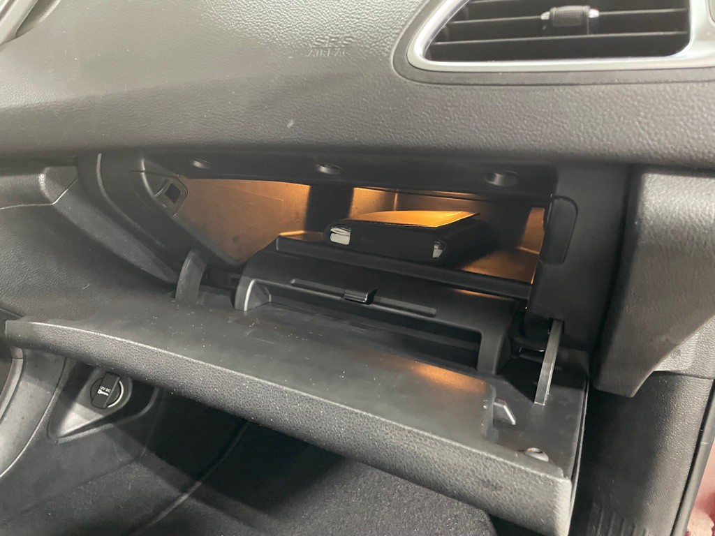 2016 Chrysler 200 Image 25