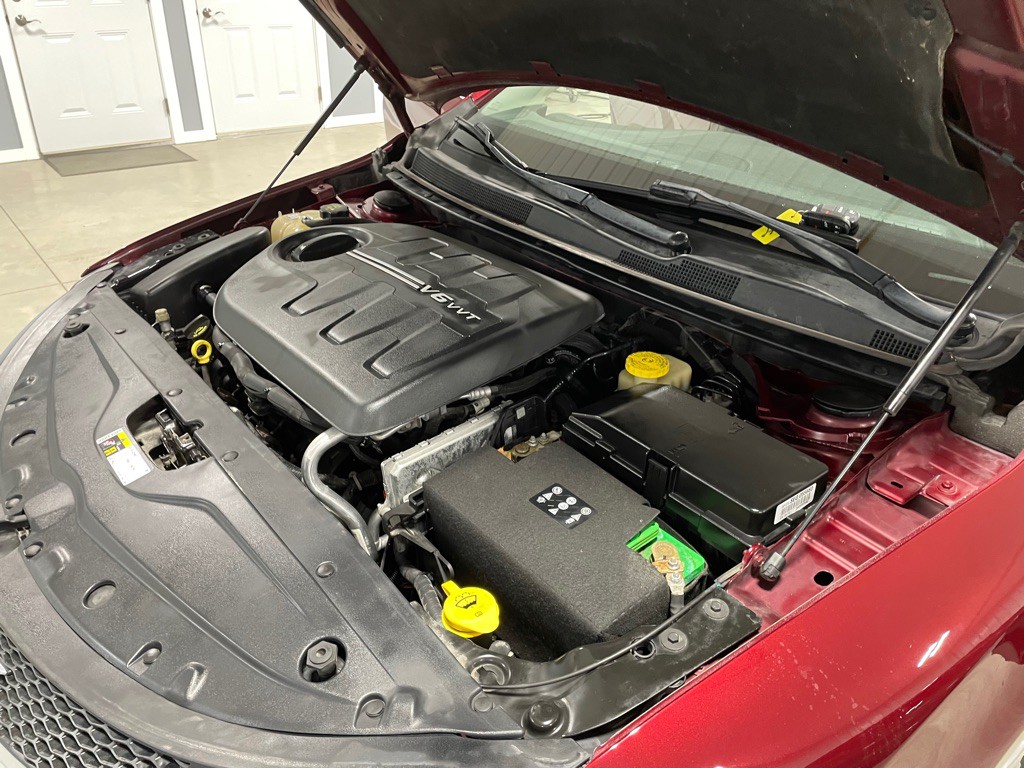 2016 Chrysler 200 Image 34