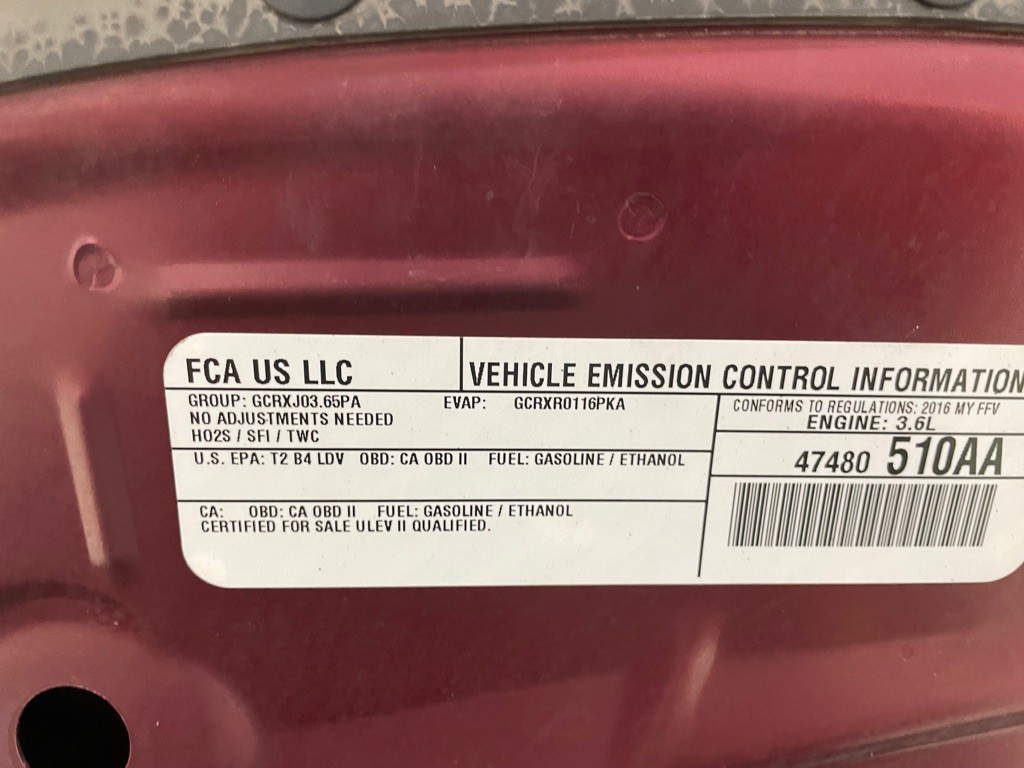 2016 Chrysler 200 Image 37