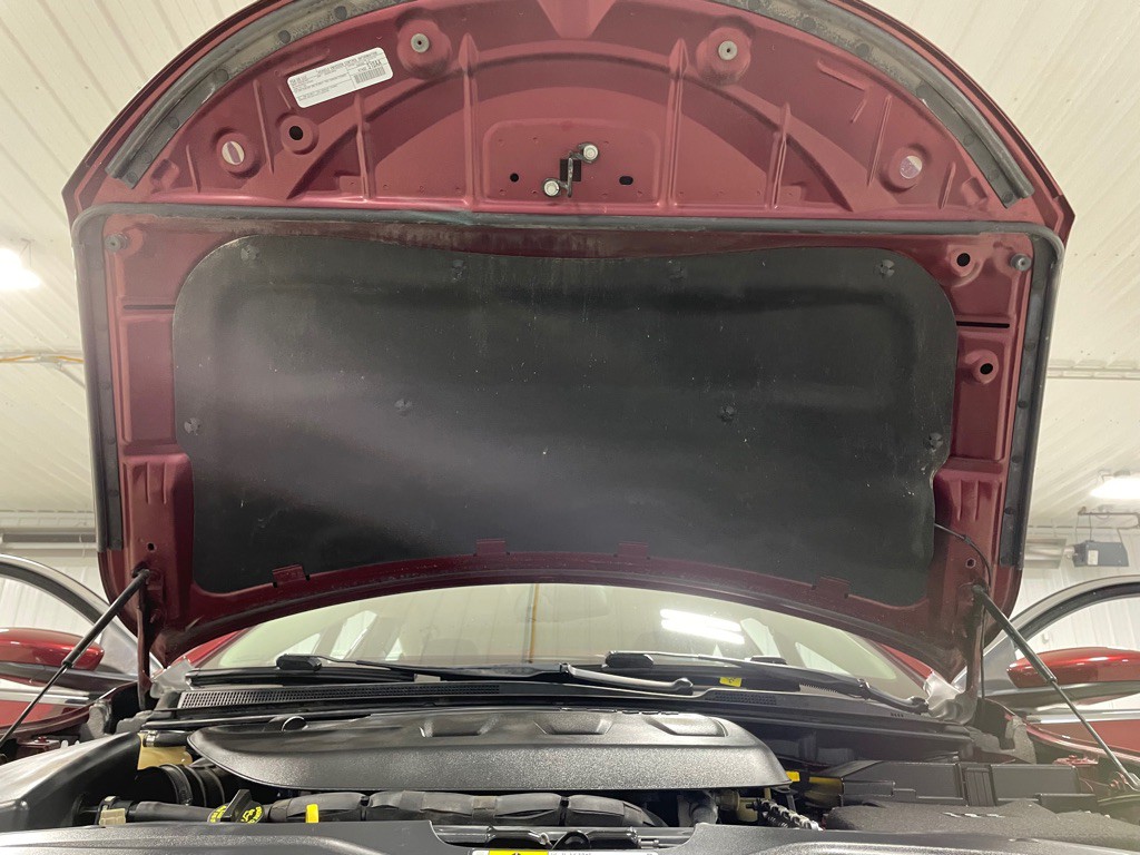 2016 Chrysler 200 Image 38