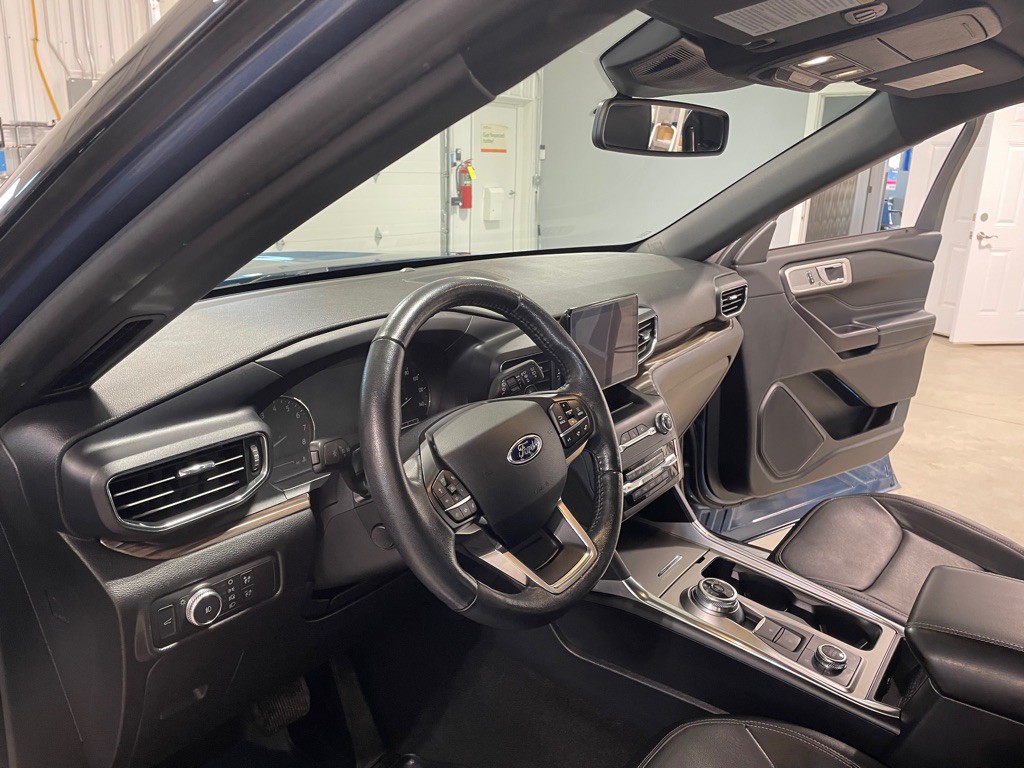 2020 Ford Explorer Image 9