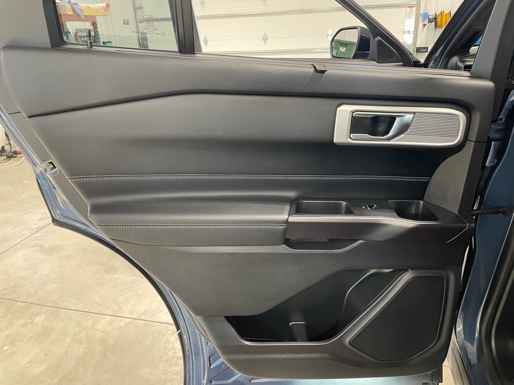 2020 Ford Explorer Image 18