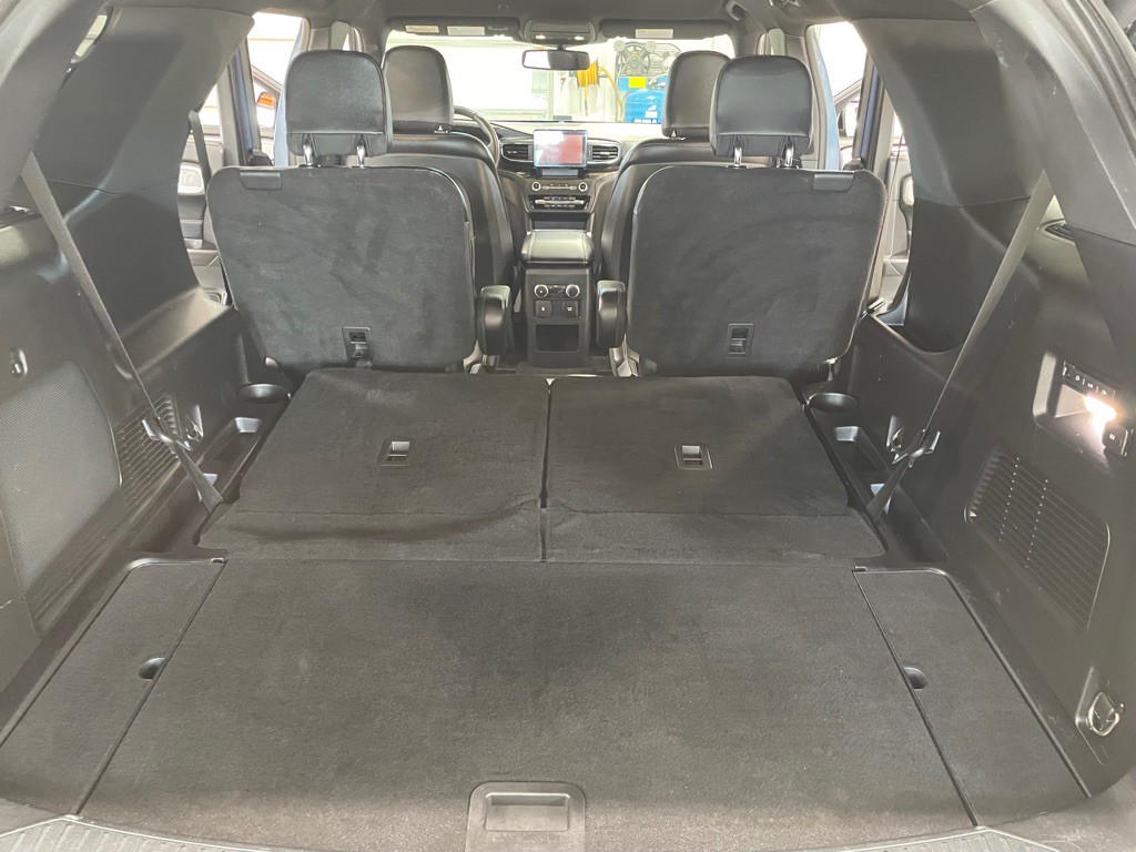 2020 Ford Explorer Image 20