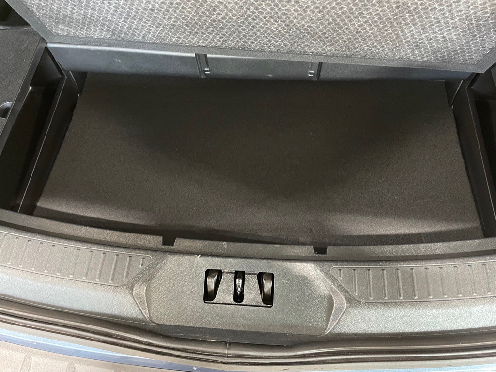 2020 Ford Explorer Image 22