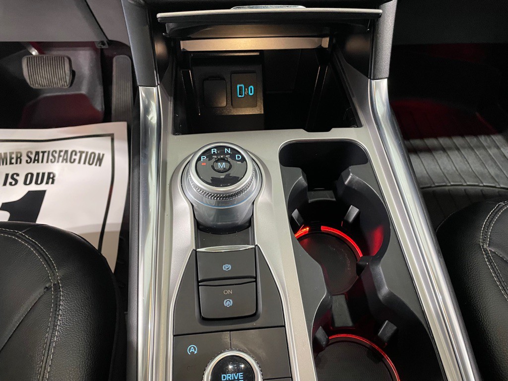 2020 Ford Explorer Image 39