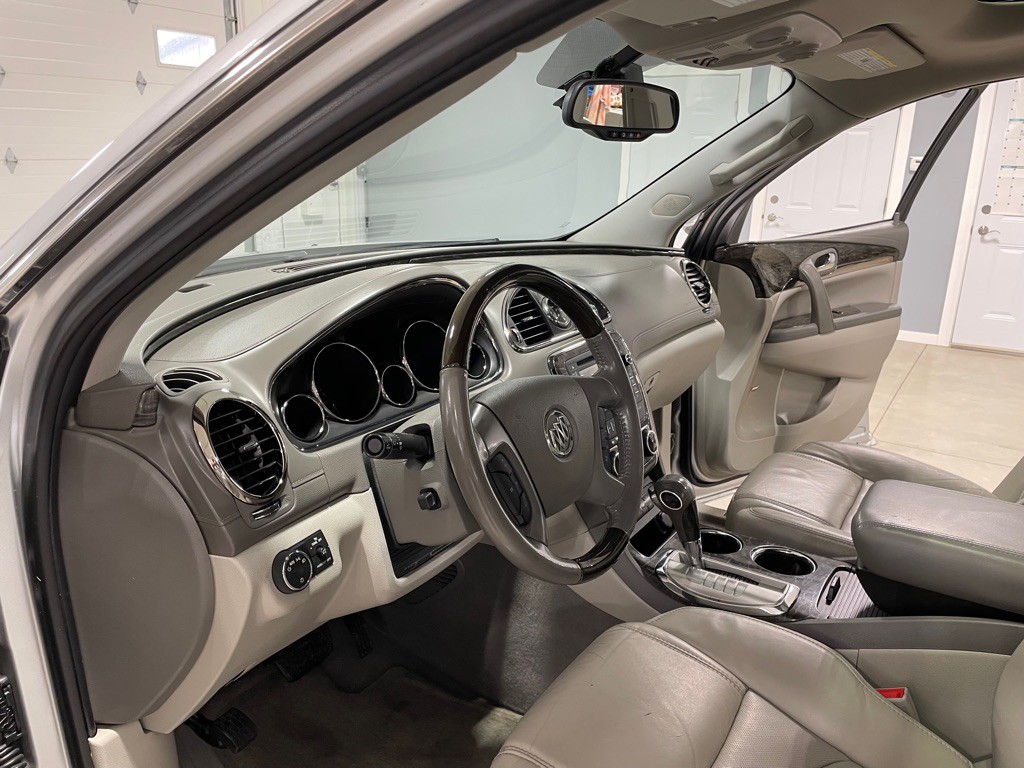 2014 Buick Enclave Image 9