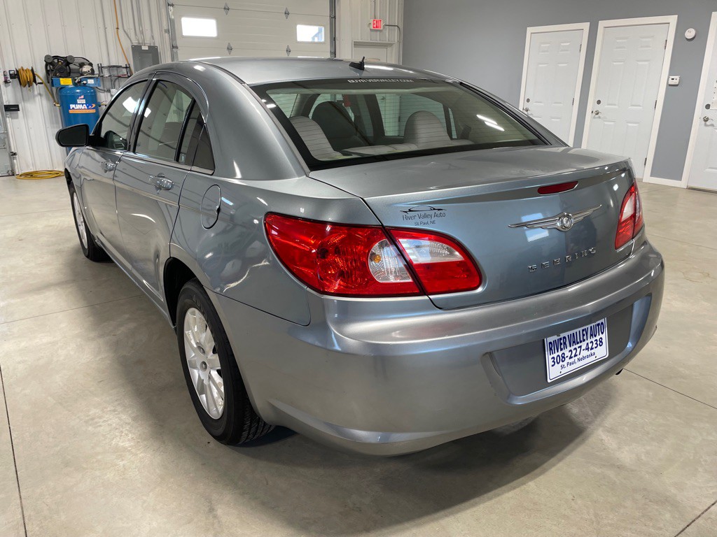 2008 Chrysler Sebring Image 5