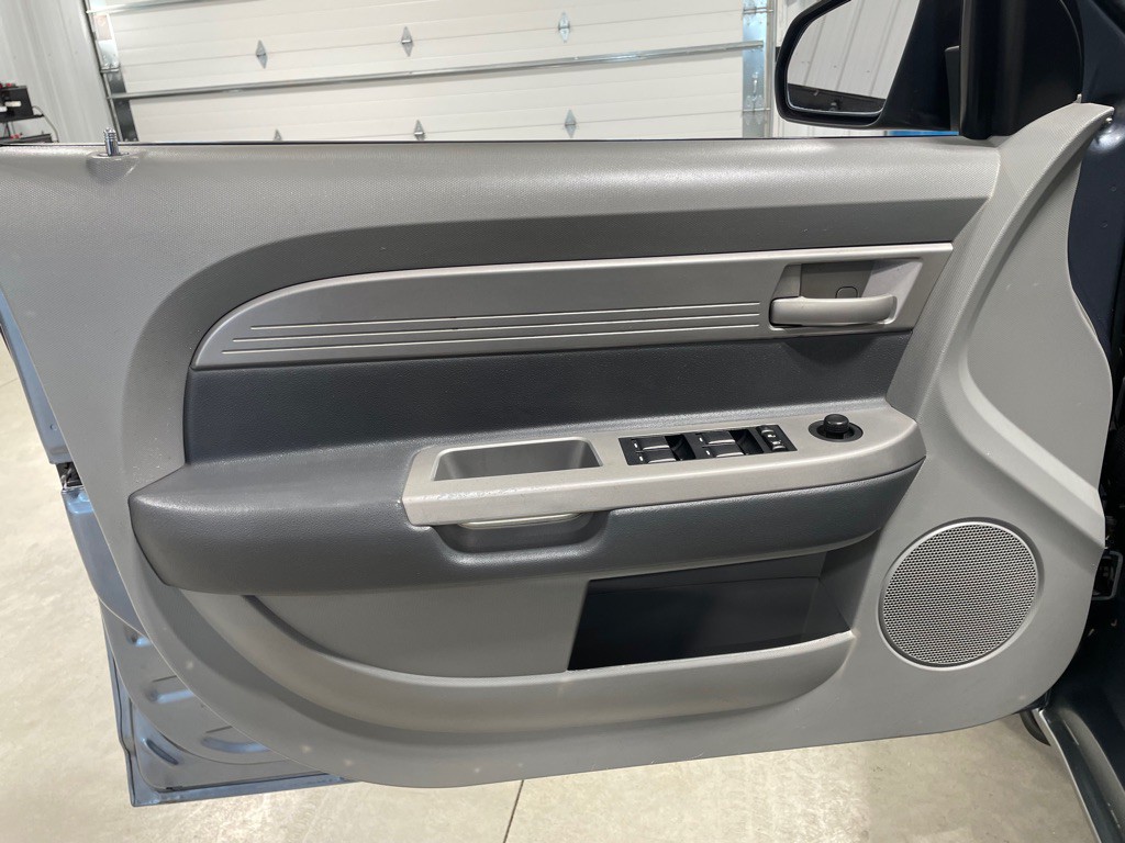 2008 Chrysler Sebring Image 11